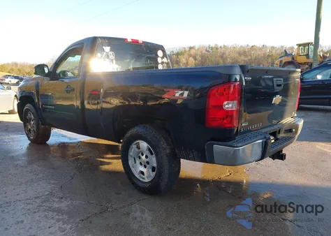 2010 Chevrolet Silverado 1500 Lt z USA, uszkodzony, nr VIN 1GCPCSE02AZ184915